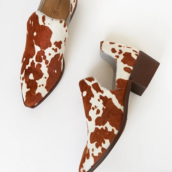 Fortune Brown and White Cow Print Pointed-Toe Ankle Booties - Picture 3 of 9